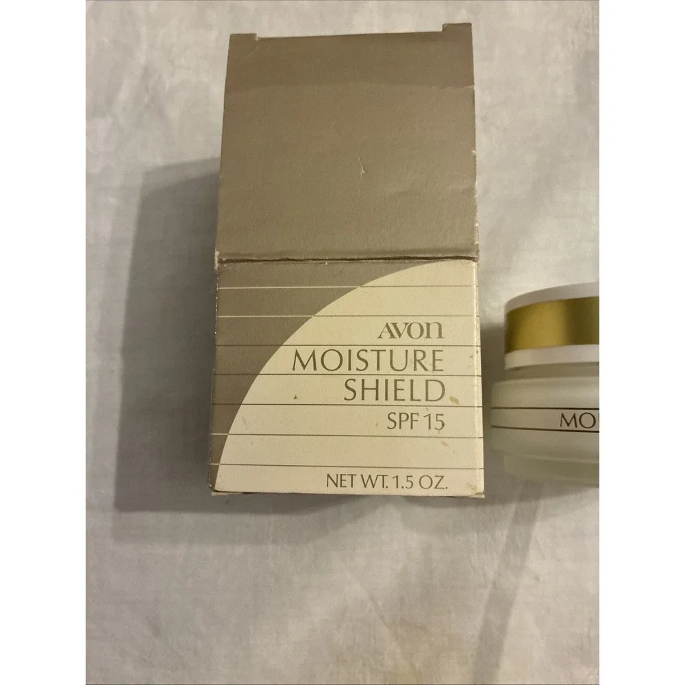 Vintage Avon Moisture Shield SPF 15 Cream 42g 1.5 OZ New In Box